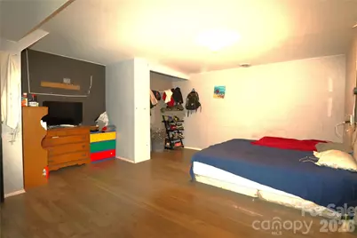 3931 Irvington Drive, Charlotte, NC 28205 - Photo 22