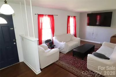 3931 Irvington Drive, Charlotte, NC 28205 - Photo 8