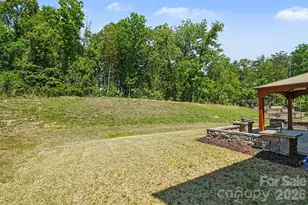10190 Black Locust Ln, Charlotte, NC 28215 - Photo 36