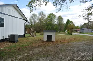 123 Moore Rd, Ellenboro, NC 28040 - Photo 8