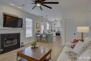 1305 Barnett Woods Crossing, Fort Mill, SC 29708 - Photo 8