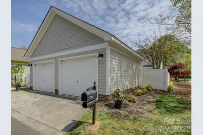 1305 Barnett Woods Crossing, Fort Mill, SC 29708 - Photo 44