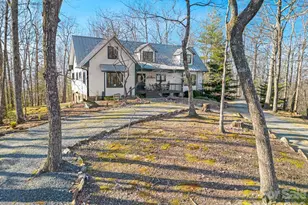 40 Walnut Rdg Cir, Brevard, NC 28712 - Photo 2