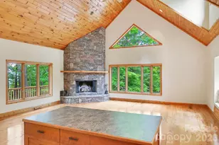 40 Walnut Rdg Cir, Brevard, NC 28712 - Photo 14