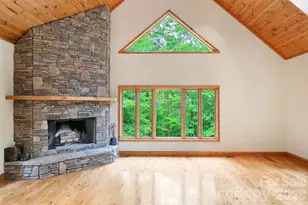 40 Walnut Rdg Cir, Brevard, NC 28712 - Photo 12