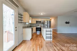 208 N Poston St, Shelby, NC 28150 - Photo 10