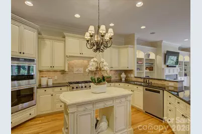 5060 Carmel Road, Charlotte, NC 28226 - Photo 12