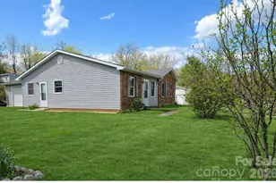 20 Mt Carmel Dr, Asheville, NC 28806 - Photo 1