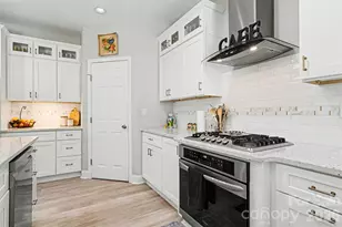 820 Sunset Pointe Dr, Salisbury, NC 28146 - Photo 10