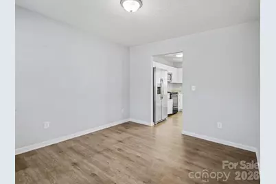 7410 Sarnia Place, Charlotte, NC 28269 - Photo 4