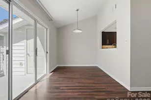 9308 S Vicksburg Park Ct, Charlotte, NC 28210 - Photo 14