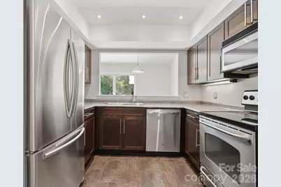 9308 S Vicksburg Park Court, Charlotte, NC 28210 - Photo 8