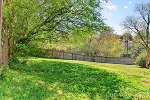 1091 16th Ave NW, Hickory, NC 28601 - Photo 8