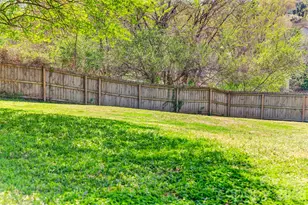 1091 16th Ave NW, Hickory, NC 28601 - Photo 6