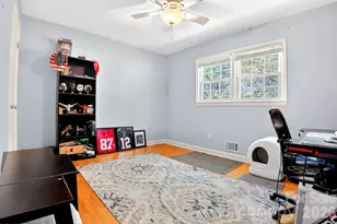 1091 16th Ave NW, Hickory, NC 28601 - Photo 16