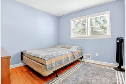1091 16th Avenue NW, Hickory, NC 28601 - Photo 14