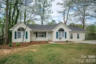 123 General Pemberton St, Stanley, NC 28164 - Photo 6