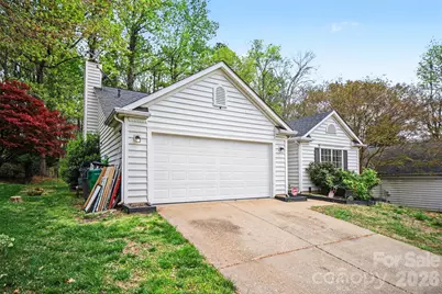 5806 Pennycross Lane, Charlotte, NC 28216 - Photo 2