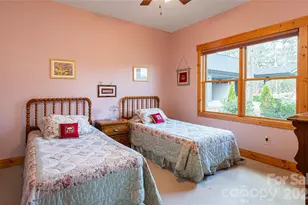 82 Red Mulberry Dr, Zirconia, NC 28790 - Photo 28