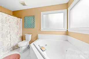 9907 Davis Lake Pkwy, Charlotte, NC 28269 - Photo 24