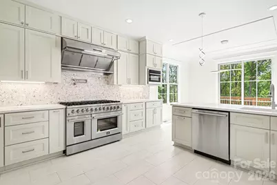 4304 Tangle Drive, Charlotte, NC 28211 - Photo 12