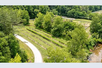 4420 Walnut Ridge Drive, Lenoir, NC 28645 - Photo 18