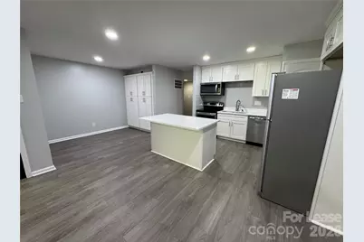 2501 Kilborne Drive #D, Charlotte, NC 28205 - Photo 4