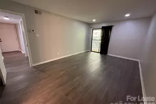 2501 Kilborne Dr, Charlotte, NC 28205 - Photo 8