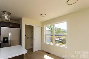 46 Vance Ave, Black Mountain, NC 28711 - Photo 20