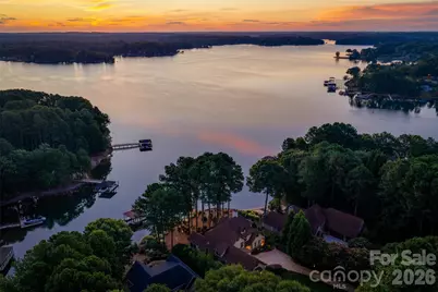 9198 Fair Oak Drive, Sherrills Ford, NC 28673 - Photo 2