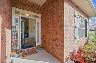 108 Community Club Dr, Mount Holly, NC 28120 - Photo 6