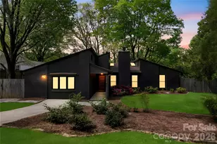 6212 Sellars Ct, Charlotte, NC 28211 - Photo 2