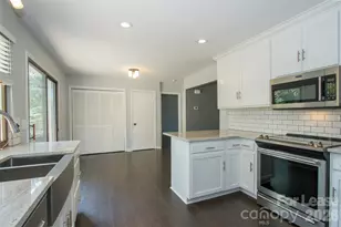 11722 Carmel Lakes Dr, Charlotte, NC 28226 - Photo 12