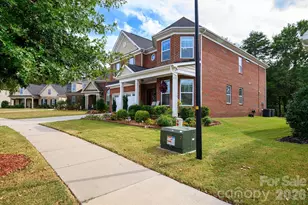 318 Willow Tree Dr, Rock Hill, SC 29732 - Photo 4