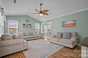 137 NE 4th St, Oak Island, NC 28465 - Photo 6