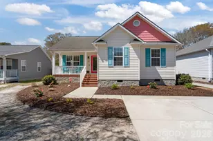 137 NE 4th St, Oak Island, NC 28465 - Photo 1