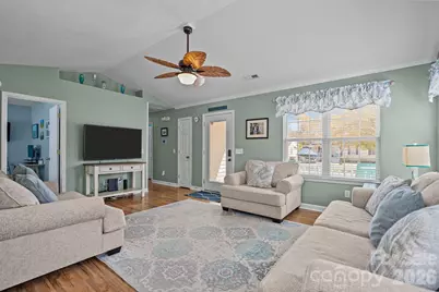 137 NE 4th Street, Oak Island, NC 28465 - Photo 4