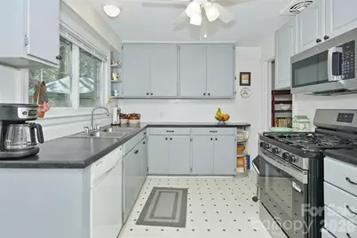 261 Forest Hill Drive, Asheville, NC 28803 - Photo 16