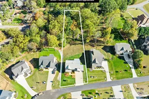 140 Dabbling Duck Cir, Mooresville, NC 28117 - Photo 2