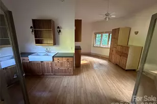 2905 Kanuga Rd, Hendersonville, NC 28739 - Photo 18