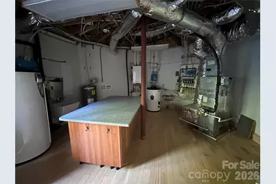 2905 Kanuga Road, Hendersonville, NC 28739 - Photo 20