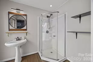 415 W 7th St, Charlotte, NC 28202 - Photo 10