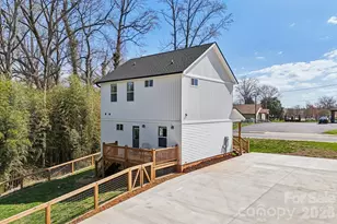 688 Dairy St, Hendersonville, NC 28739 - Photo 38