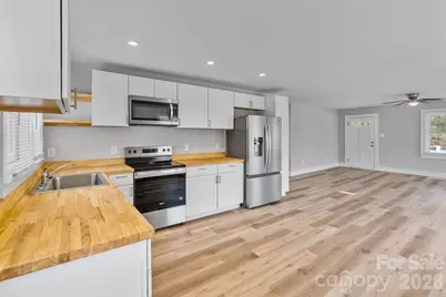 2106 Statesville Highway, Mooresville, NC 28115 - Photo 20