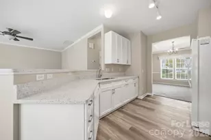 514 Turning Leaf Way, Lake Wylie, SC 29710 - Photo 4