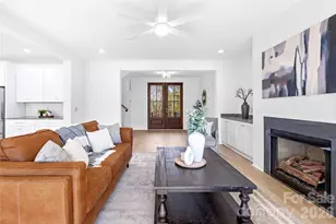 120 Starboard Ln, Statesville, NC 28677 - Photo 4