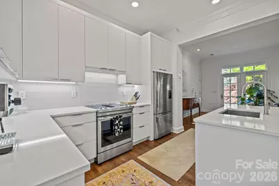 1208 Dilworth Crescent Row, Charlotte, NC 28203 - Photo 8