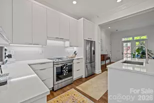 1208 Dilworth Crescent Row, Charlotte, NC 28203 - Photo 8