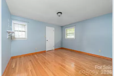 412 E Poplar Street, Stanley, NC 28164 - Photo 16