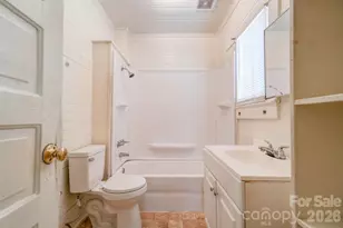 312 Clegg St, Shelby, NC 28150 - Photo 8